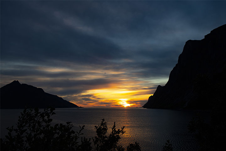 Sol de medianoche, Senja, Noruega